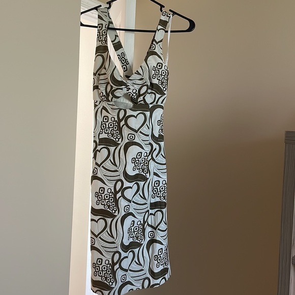 Trina Turk Keyhole Cutout Dress Size 4 - Picture 3 of 7